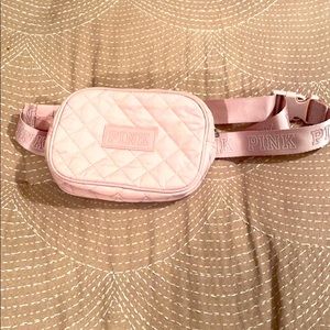 NWOT Pink fanny pack bag!!!